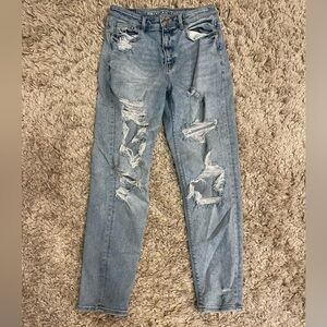 american eagle ripped mom jeans